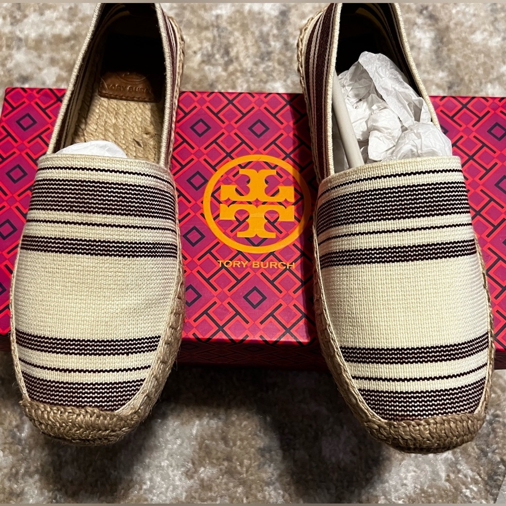 Tory Burch size 6 1/2 Espadrilles